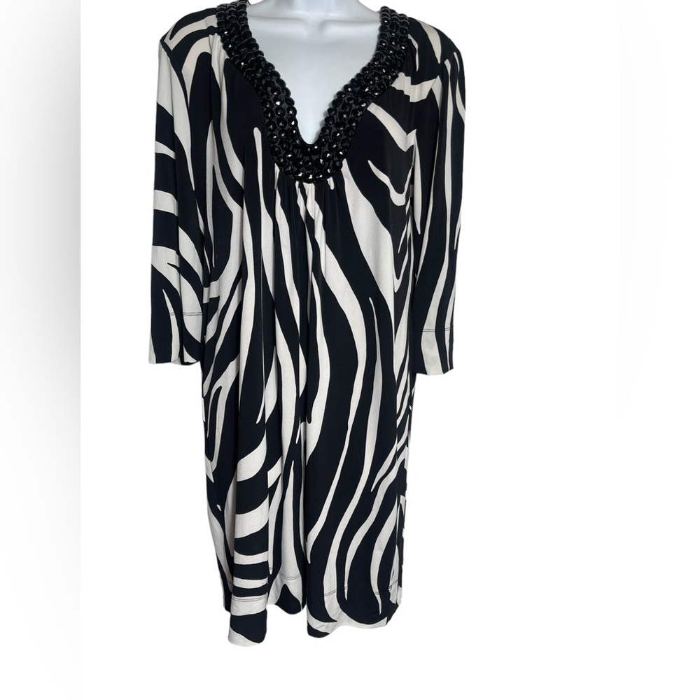 Bisou Bisou Dress size 14 black & white shift dress w/ jeweled embellishments 🖤
